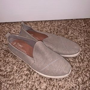 TOMS